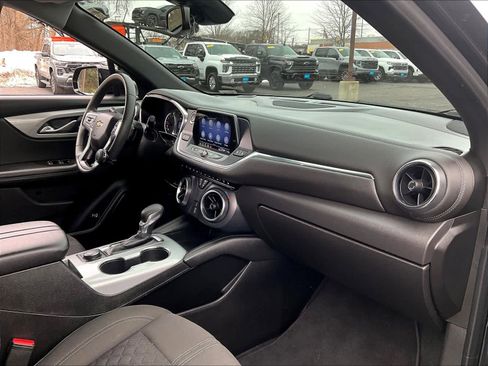 Used 2022 Chevrolet Blazer LT image 21