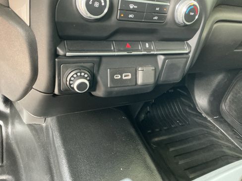 Used 2023 GMC Sierra 2500 Pro image 30