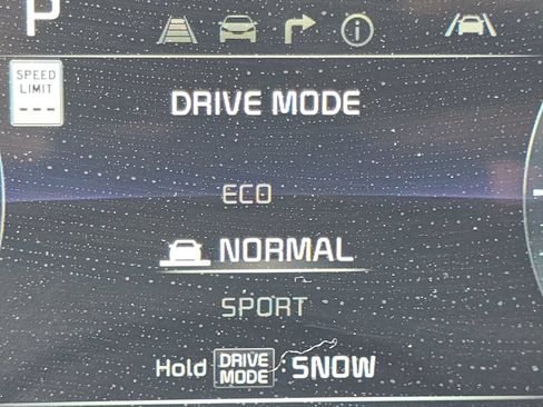 Used 2024 Kia Niro Wind w/ Wind Preserve Package FWD image 32