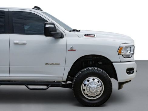 Used 2024 RAM 3500 Lone Star w/ Sport Appearance Package AWD/4WD image 7