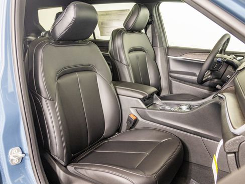 New 2026 Jeep Grand Cherokee L Limited AWD/4WD image 43
