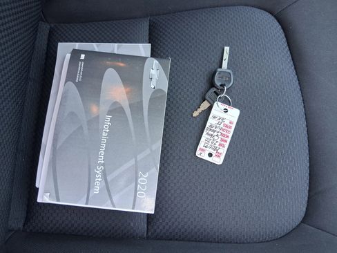 Used 2020 Chevrolet Colorado LT w/ Safety Package image 49