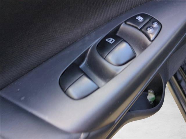 Used 2019 Nissan Sentra SV w/ Special Edition Package FWD image 12