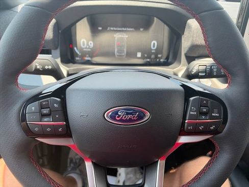 New 2026 Ford Explorer ST-Line w/ ST-Line Street Pack RWD image 21