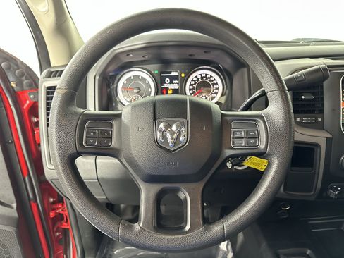 Used 2018 RAM 2500 Tradesman w/ Chrome Appearance Group image 18