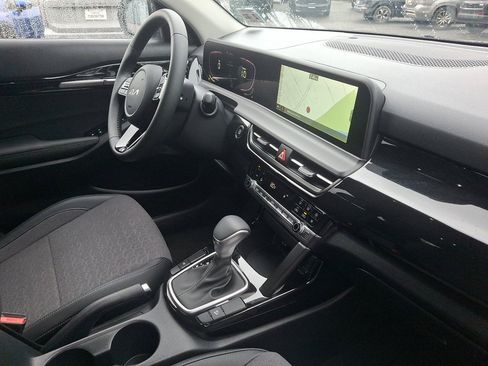 Used 2026 Kia Seltos S image 14