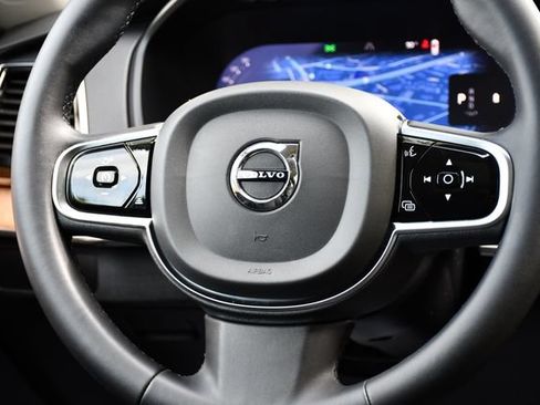Used 2023 Volvo XC90 B6 Plus w/ Protection Package AWD/4WD image 21