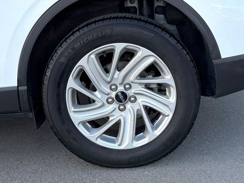 Used 2022 Lincoln Corsair FWD image 13