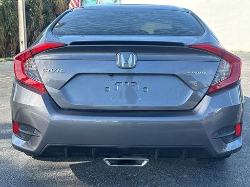 Used 2021 Honda Civic Sport image 4