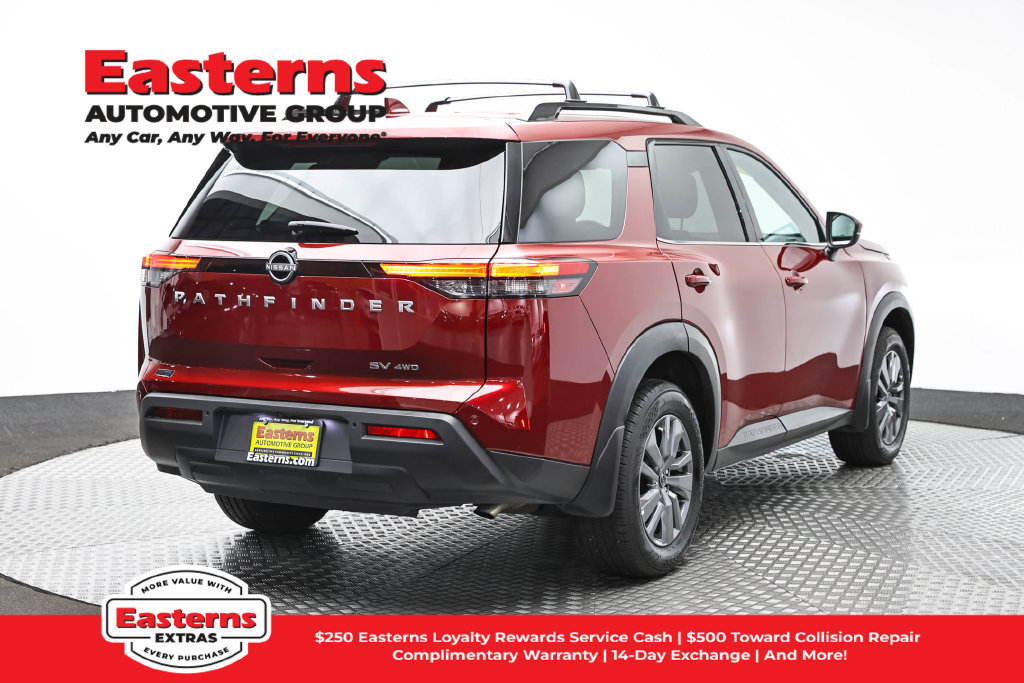 Used 2024 Nissan Pathfinder SV AWD/4WD image 6