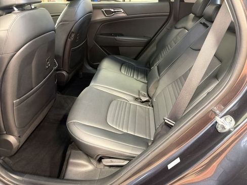 Used 2023 Kia Sportage SX FWD image 27