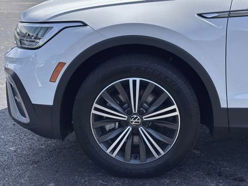 Used 2024 Volkswagen Tiguan Wolfsburg Edition FWD image 7