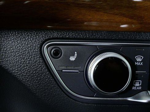 Used 2023 Audi Q5 2.0T Premium w/ Convenience Package image 24