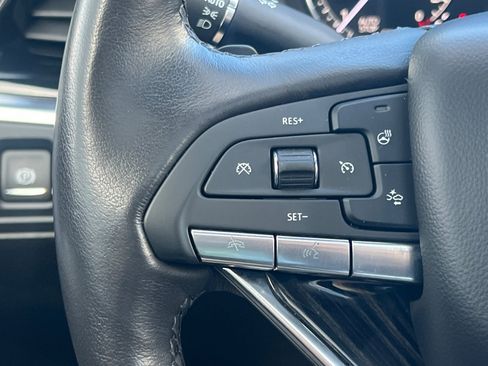 Certified 2025 Cadillac XT6 Premium Luxury image 35