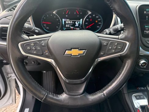 Used 2018 Chevrolet Equinox Premier AWD/4WD image 26
