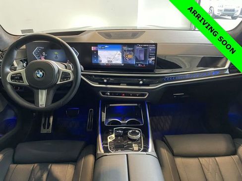 Used 2023 BMW X7 xDrive40i w/ Executive Package image 25
