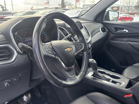 Used 2021 Chevrolet Equinox Premier image 13