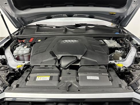 Used 2021 Audi Q7 3.0T Premium Plus image 20