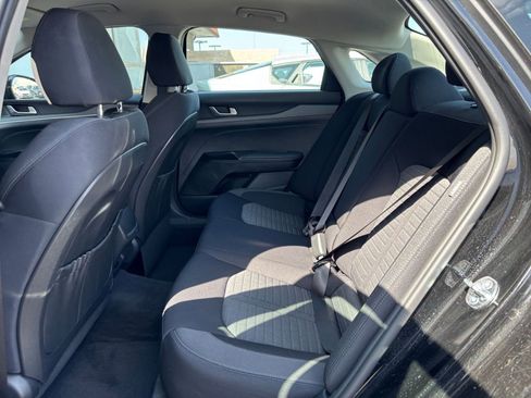 Used 2025 Kia K5 LXS image 25