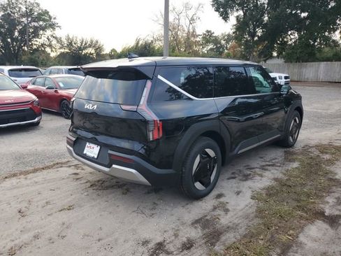 New 2026 Kia EV9 Light image 2