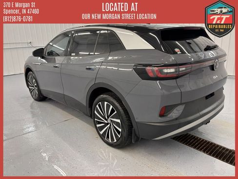 Used 2023 Volkswagen ID.4 Pro S Plus image 4