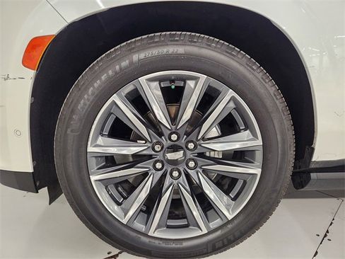 Used 2022 Cadillac Escalade Sport Platinum image 8