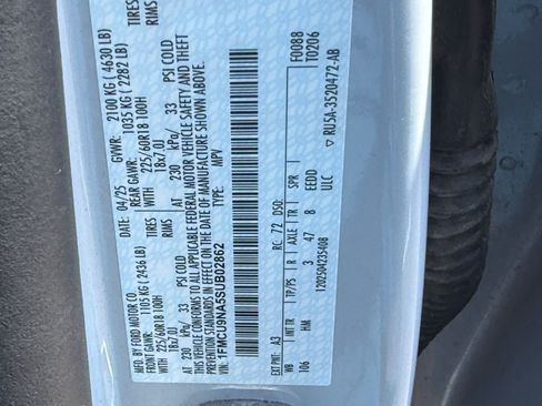 Used 2025 Ford Escape ST-Line Select AWD/4WD image 23