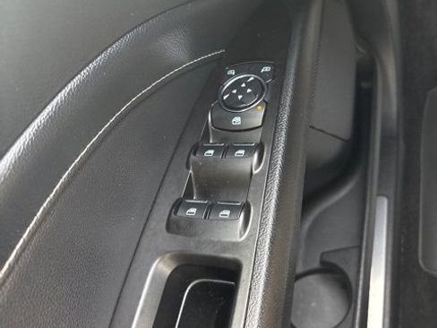 Used 2017 Ford Fusion Titanium image 16