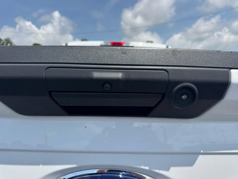Used 2022 Ford F150 XLT w/ Trailer Tow Package AWD/4WD image 9