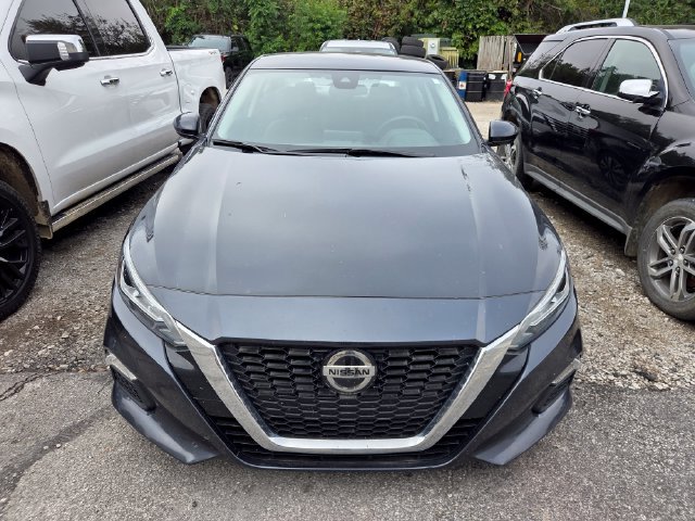 Used 2022 Nissan Altima 2.5 SV FWD image 2