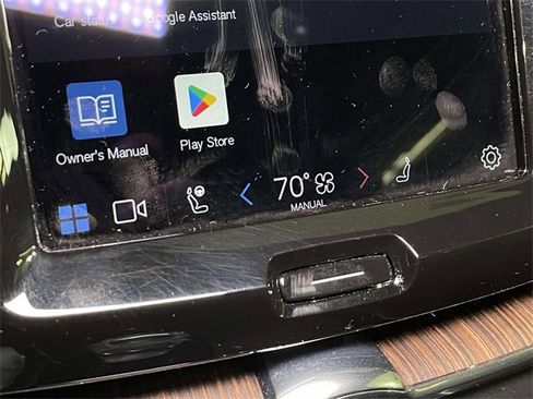 Used 2022 Volvo XC60 T8 Inscription w/ Advanced Package image 28