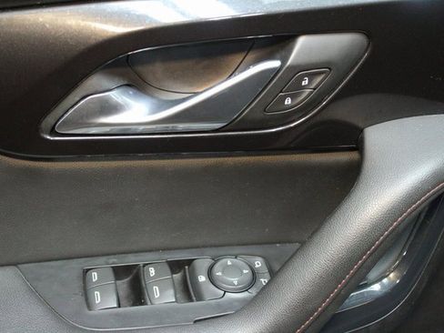 Used 2020 Chevrolet Blazer RS image 15