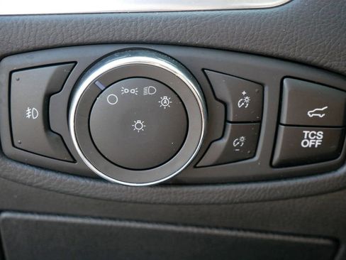 Certified 2024 Ford Edge Titanium image 20