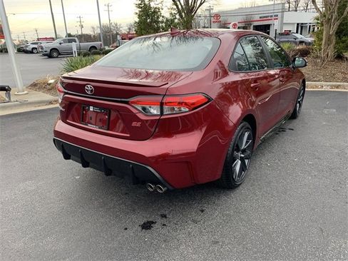 Used 2025 Toyota Corolla SE image 8