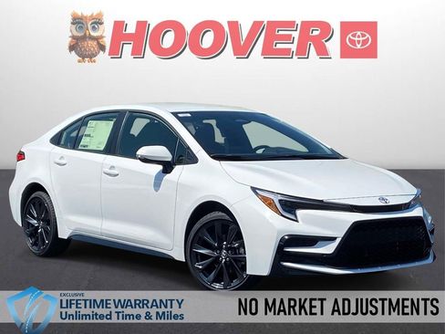 New 2026 Toyota Corolla SE FWD image 1