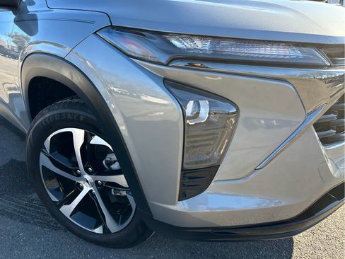 Certified 2024 Chevrolet Trax RS w/ Driver Confidence Package image 22