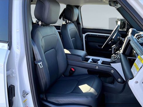 New 2025 Land Rover Defender 110 S image 11