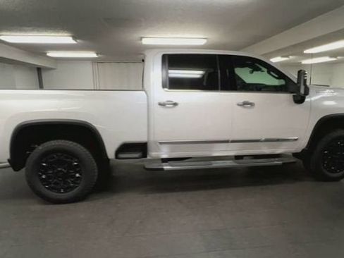 New 2025 Chevrolet Silverado 2500 High Country w/ Technology Package AWD/4WD image 9