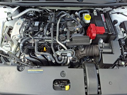Used 2025 Nissan Sentra S FWD image 28
