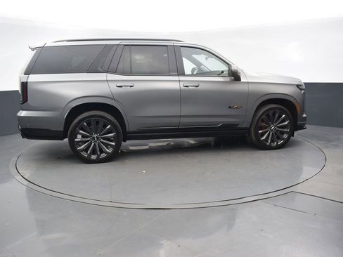 Certified 2026 Cadillac Escalade V w/ LPO, Onyx Lite Package AWD/4WD image 7
