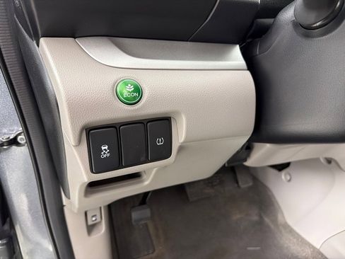 Used 2014 Honda CR-V LX image 14