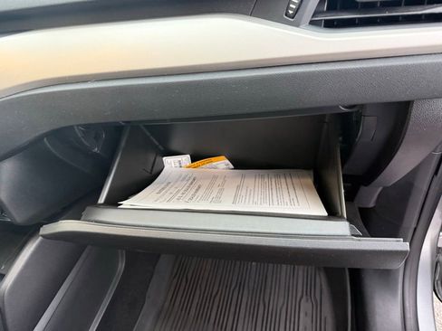 Used 2022 Ford Escape SE w/ Convenience Package image 25