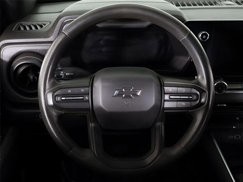Used 2024 Chevrolet Colorado Trail Boss AWD/4WD image 11