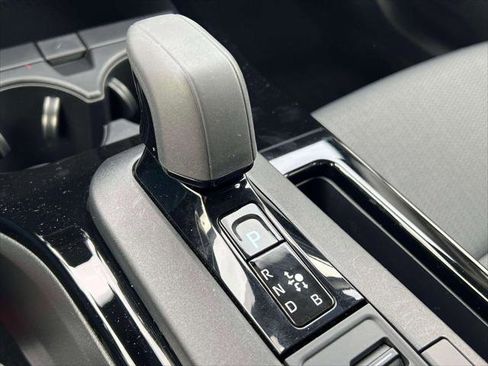 Certified 2023 Toyota Prius LE image 28