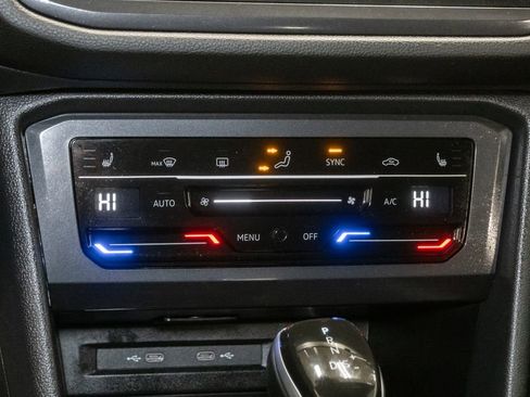 Used 2024 Volkswagen Tiguan SE R-Line w/ MDO Package, Three-Row image 18