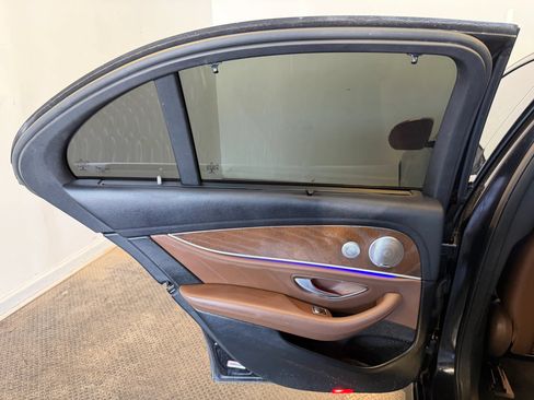 Used 2018 Mercedes-Benz E 43 AMG 4MATIC Sedan image 33