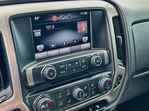 Used 2015 GMC Sierra 2500 Denali w/ Duramax Plus Package AWD/4WD image 11