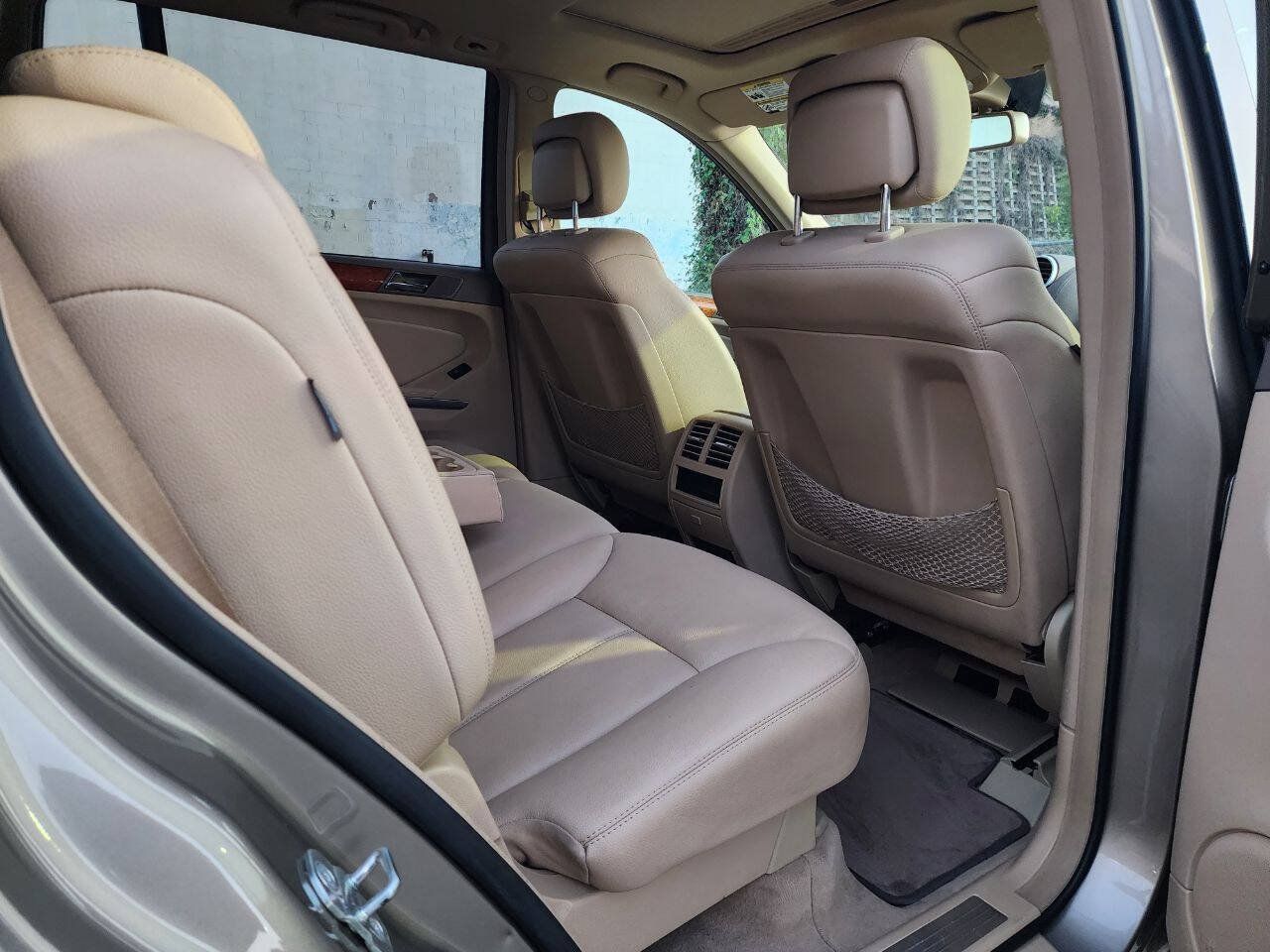 Used 2009 Mercedes-Benz GL 450 4MATIC image 25