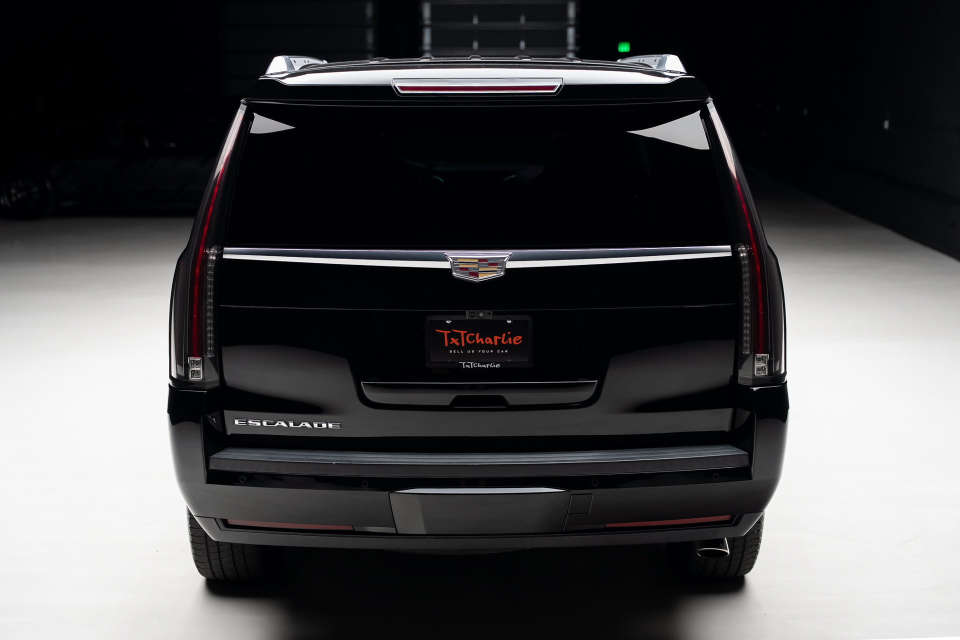 Used 2020 Cadillac Escalade Luxury RWD image 21