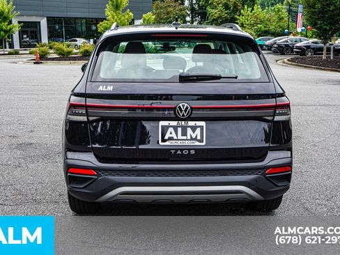 Used 2025 Volkswagen Taos S FWD image 10